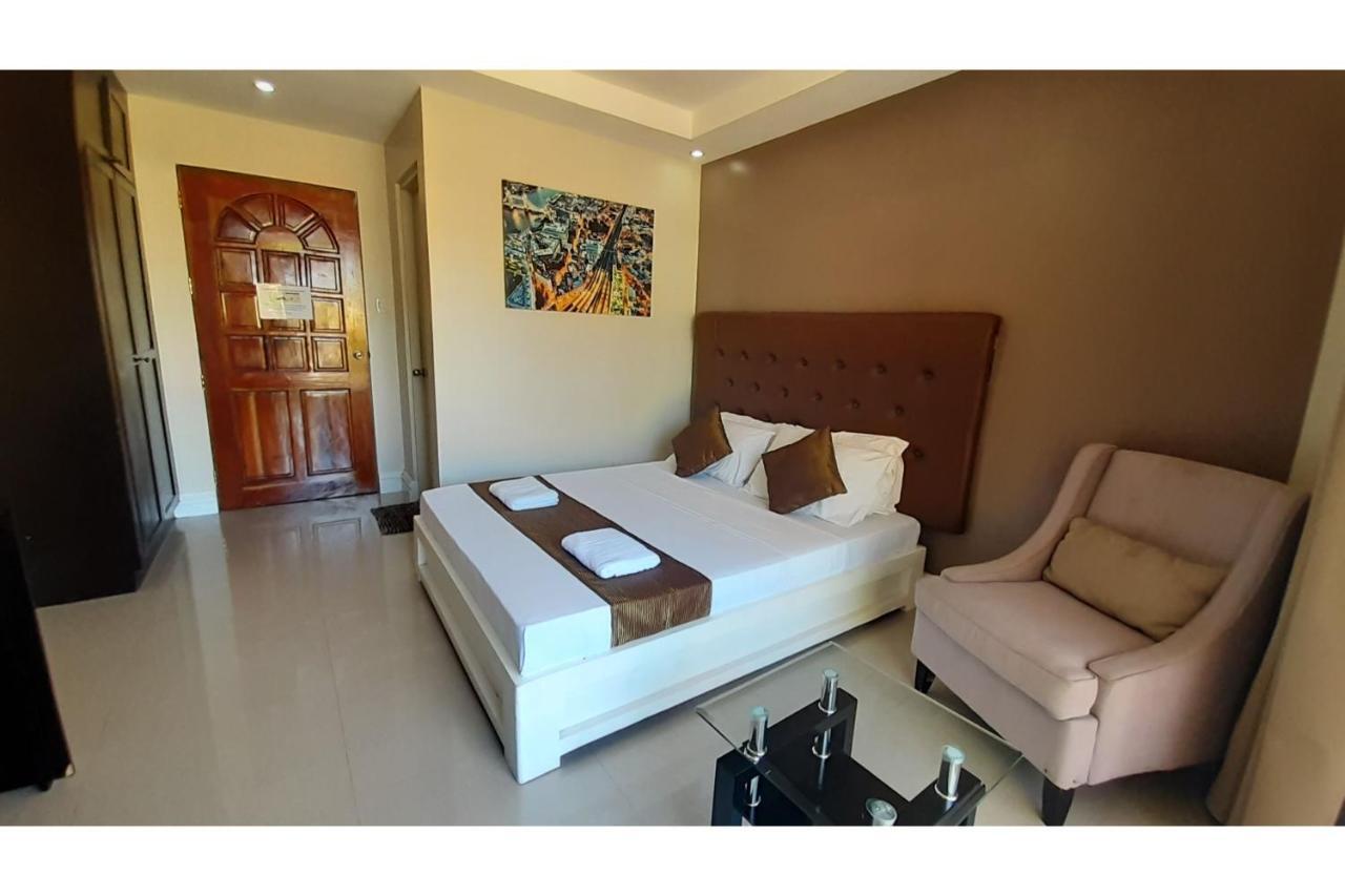 OYO 514 Adelaida Pensionne Hotel Santa Fe  Extérieur photo